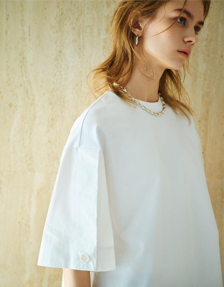 theory luxe☆美品☆白トップス3万円→最終値下げ8,650円送料込み theory luxe☆美品☆白トップス3万円→最終値下げ8,650円送料